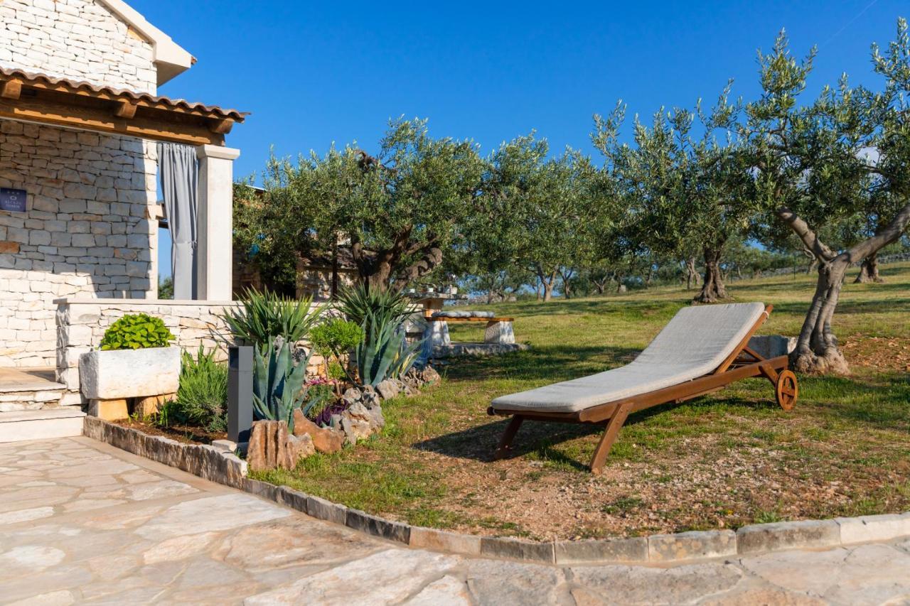 Marina Holiday Home Postira Kültér fotó